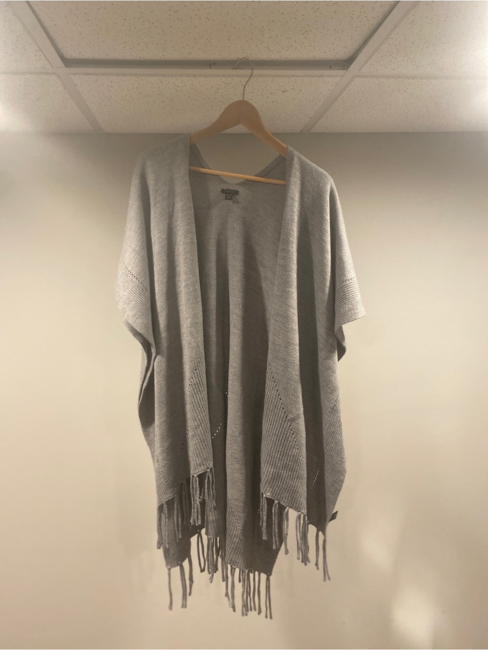 Ann Taylor Soft Knit Open wrap in Heather Gray